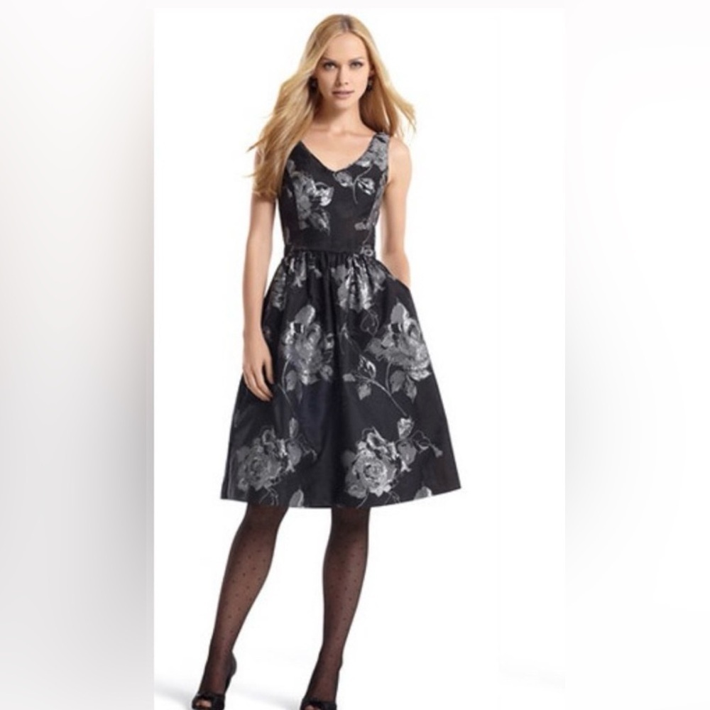 White House Black Market Jacquard Cocktail Floral Midi Dress, Pockets, Size 2